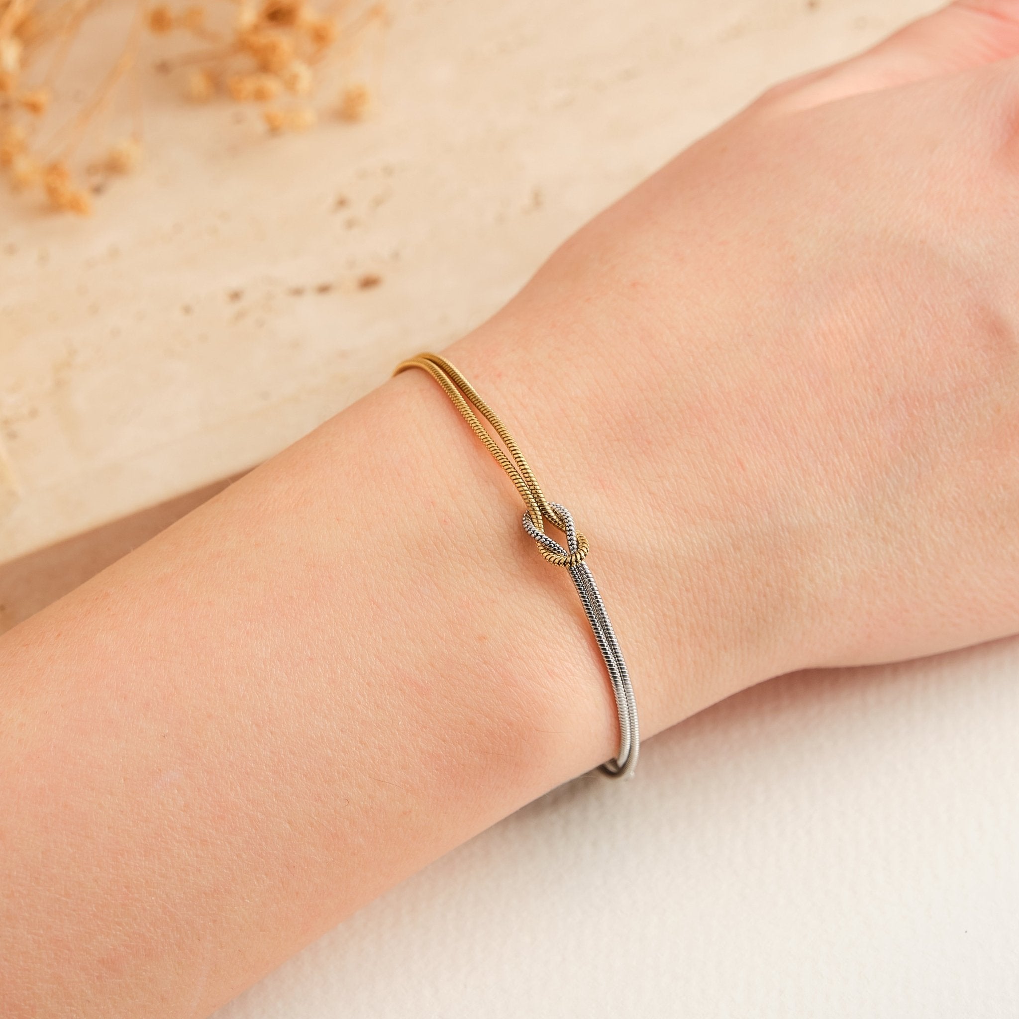 Liebesknoten Armband